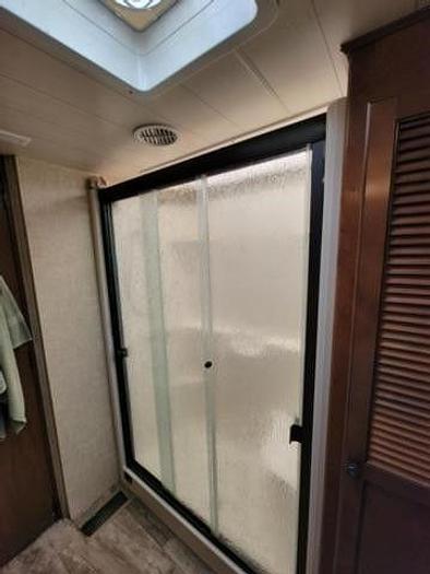 Used 2015 Heartland Bighorn 3875FB