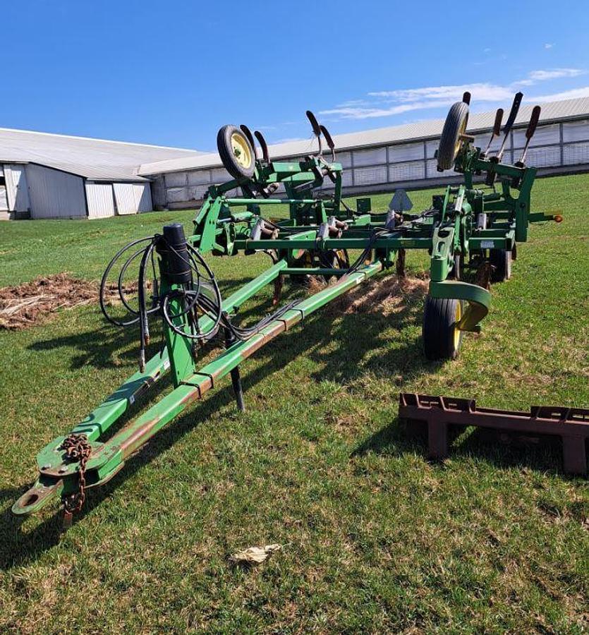 Used 2000 JOHN DEERE 2410