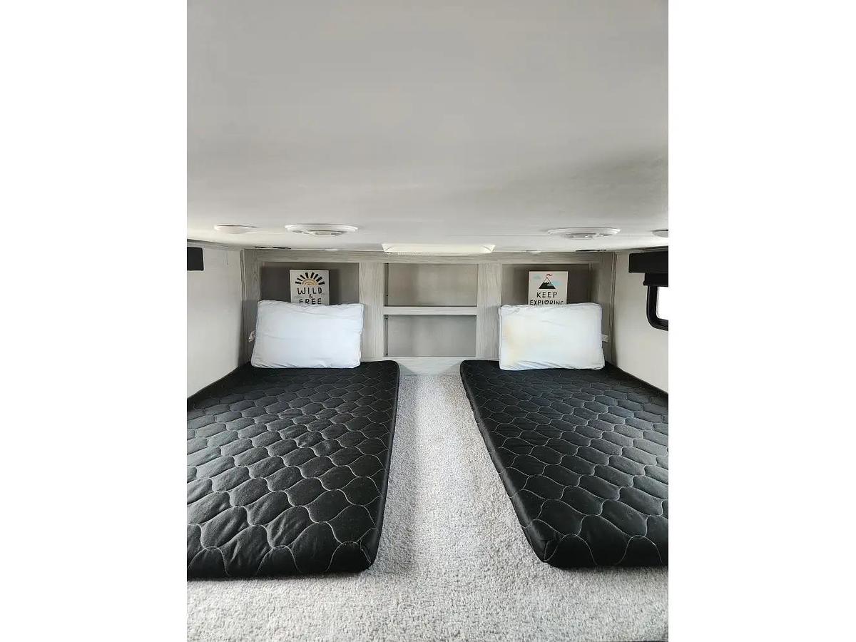 Used 2023 Keystone Montana High Country 377FL