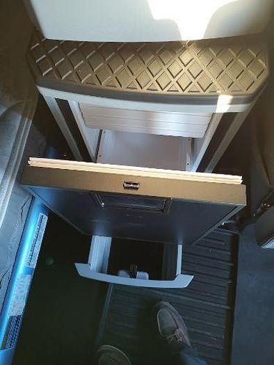 Used 2022 KENWORTH T880