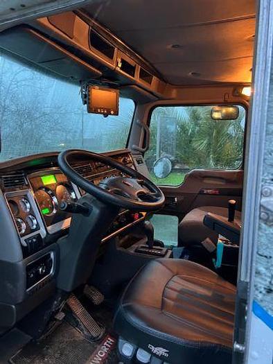 Used 2016 KENWORTH T800