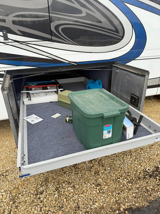 Used 2018 Forest River Berkshire XL 40C