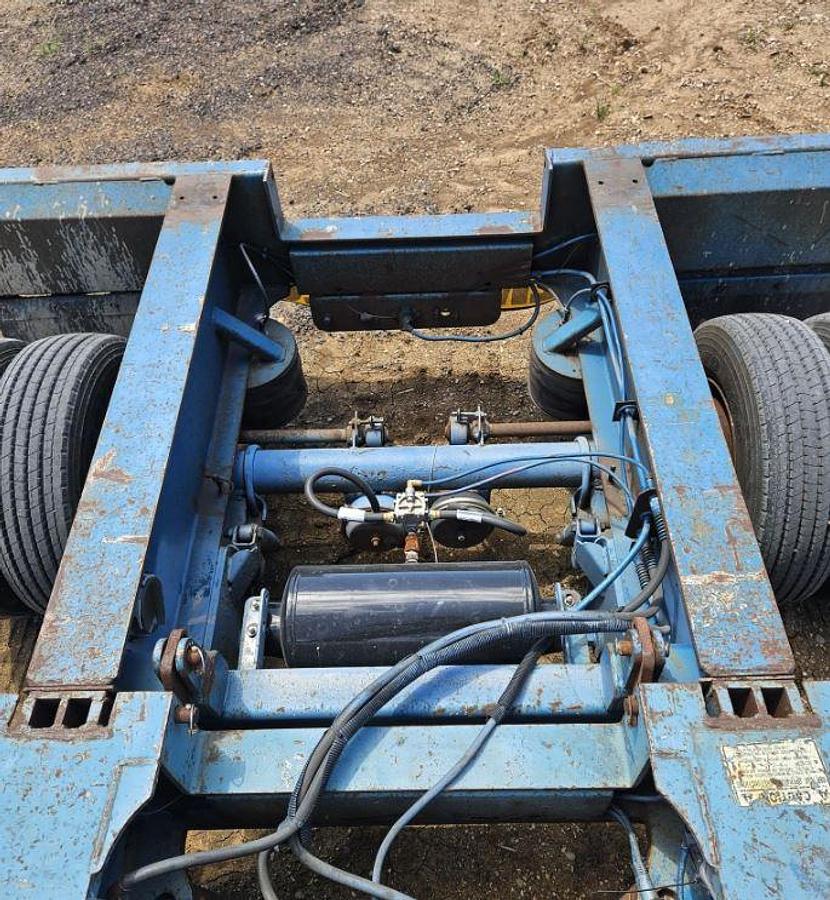 Used 2006 TRAIL KING TK130HDG 120 in Lowboy Trailer