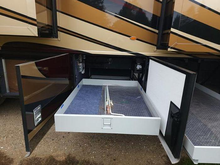 Used 2018 Newmar Dutch Star 4369