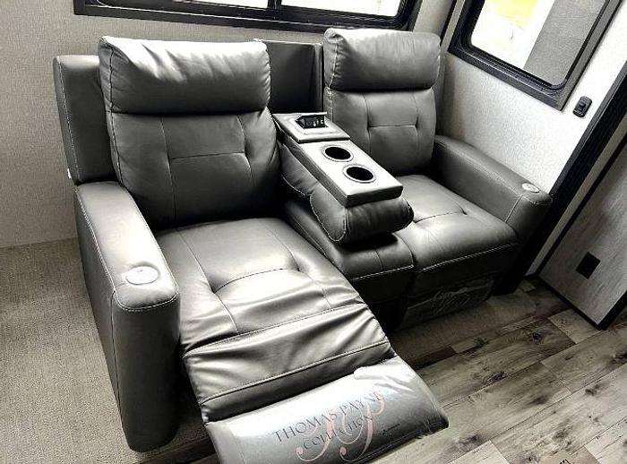 Used 2022 KZ Durango D348BHF