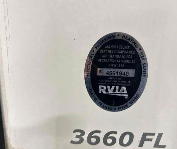 Used 2018 Keystone Alpine 3660FL