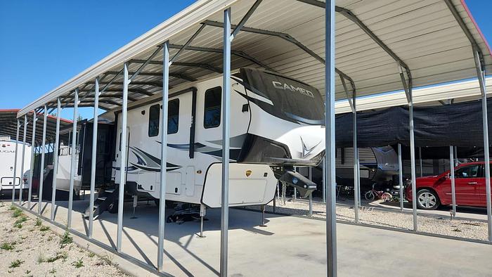 Used 2022 CrossRoads Cameo CE3891MK Fifth Wheel