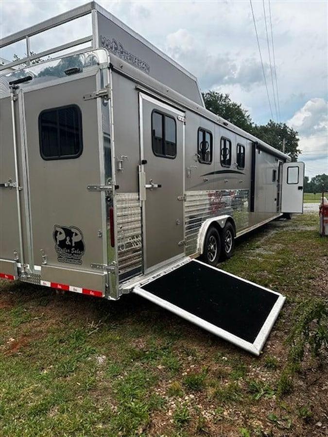 Used 2019 Bison 4 Horse 8413RGGBRSL