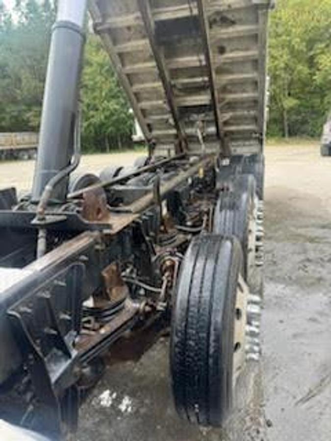 Used 2014 Peterbilt 388 Dump Truck