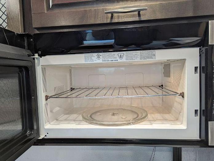 Used 2021 Grand Design Momentum 376THS