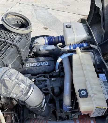 Used 2022 KENWORTH T880S