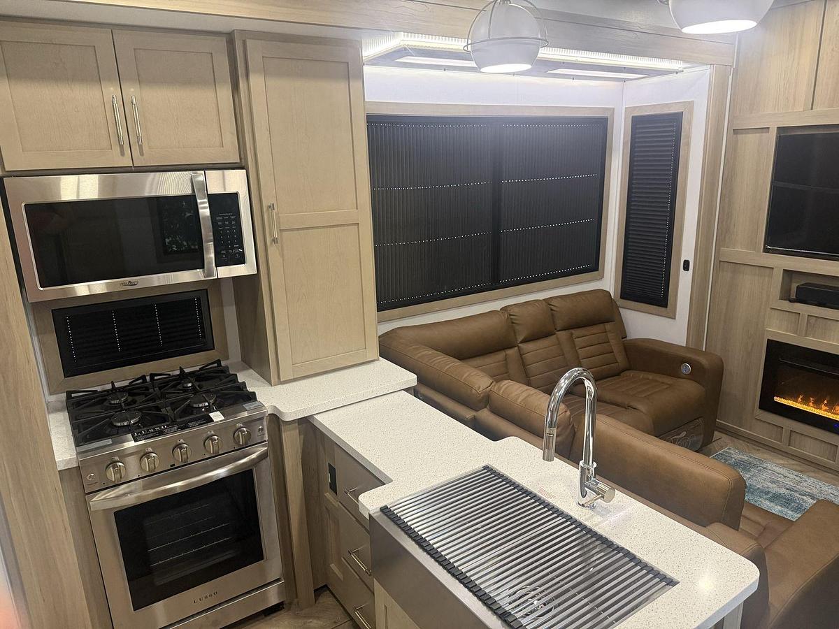 Used 2025 Keystone Raptor 433 Toy Hauler Fifth Wheel