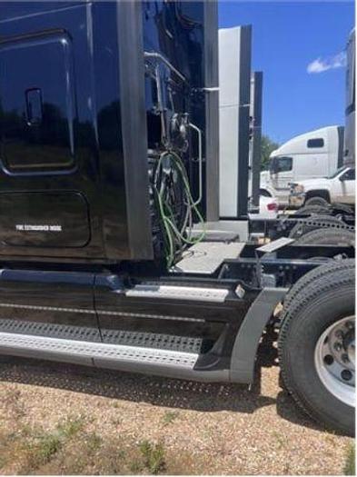 Used 2017 Freightliner CASCADIA 125 EVOLUTION