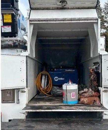 Used 2023 KENWORTH T440