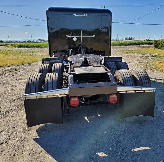 Used 2011 Peterbilt 389