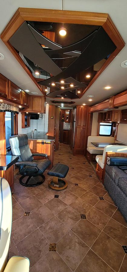 Used 2009 Foretravel Nimbus Tahoe 4030