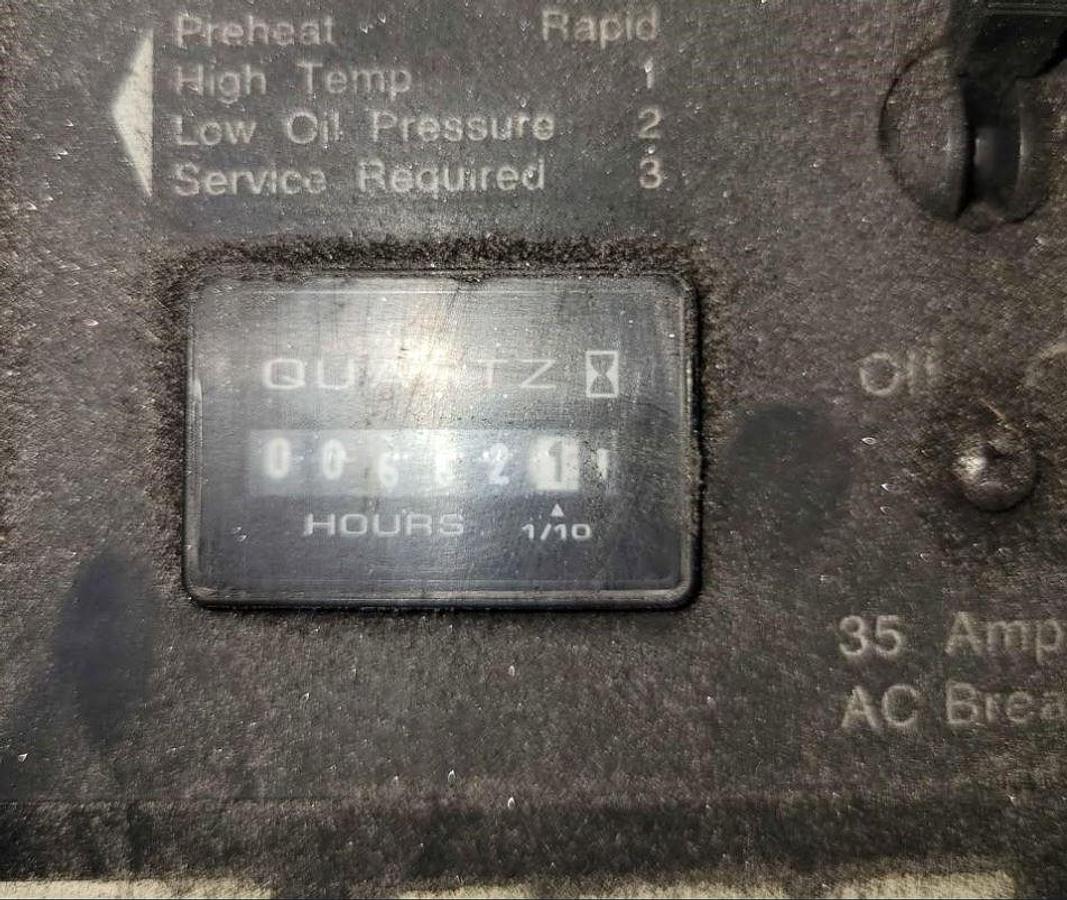 Used 2012 Peterbilt 389 Sleeper Semi Truck