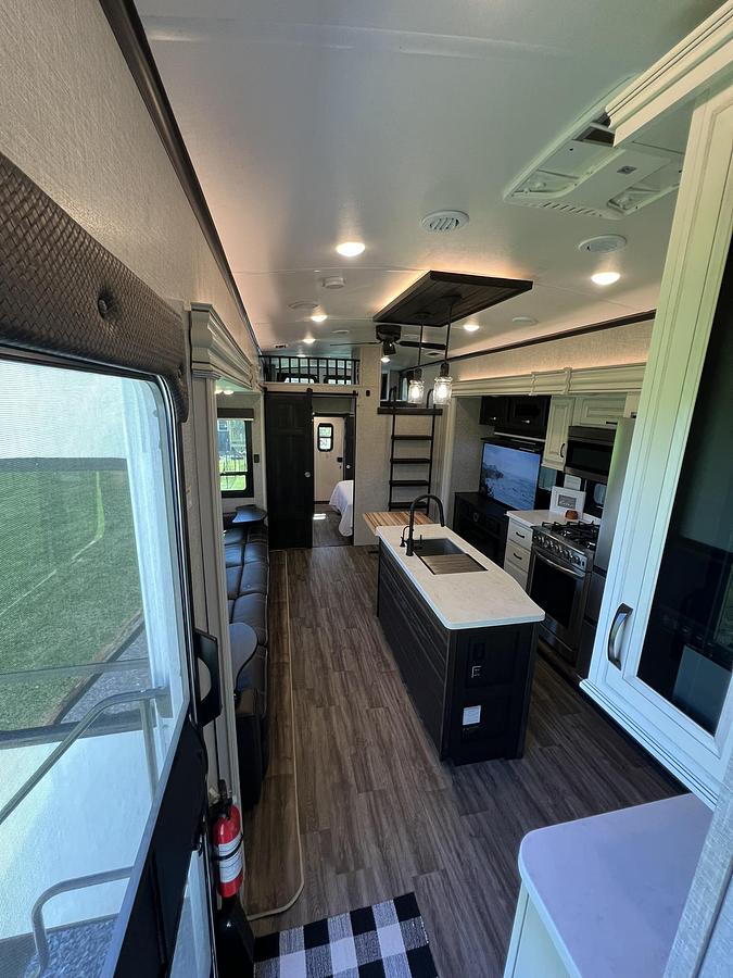 Used 2023 Jayco North Point 390CKDS Fifth Wheel