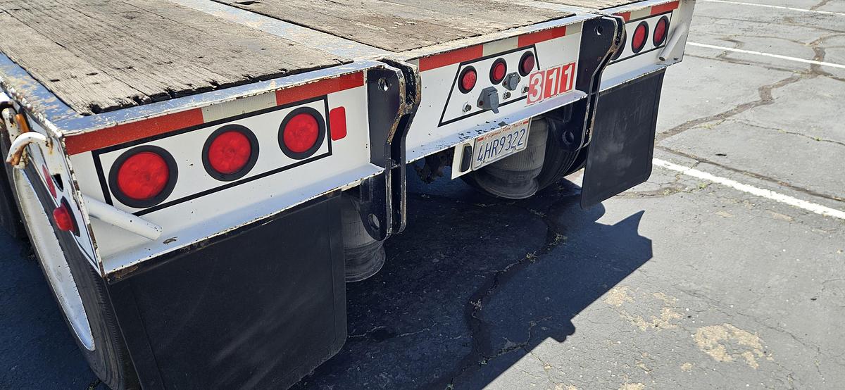 Used 2007 Fontaine 48' x 102" Removable Gooseneck Double Drop Lowbed