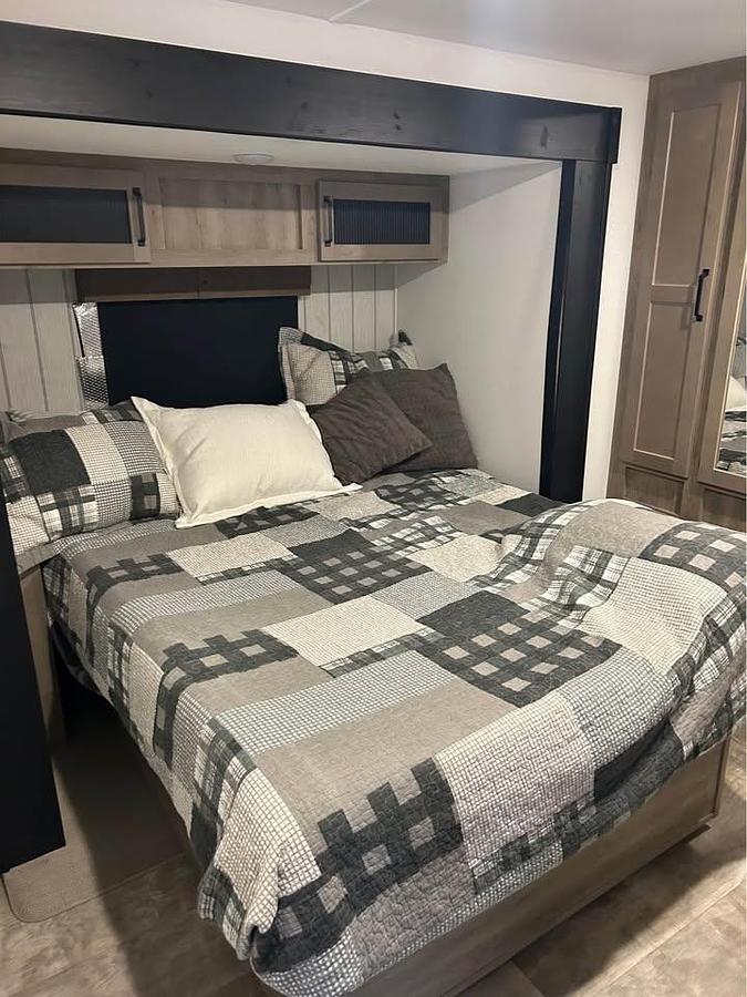 Used 2025 Palomino Puma 32RBFQ