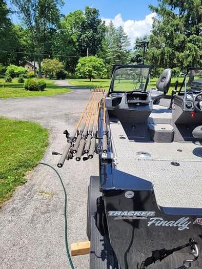 Used 2021 Tracker 165 Pro-Guide