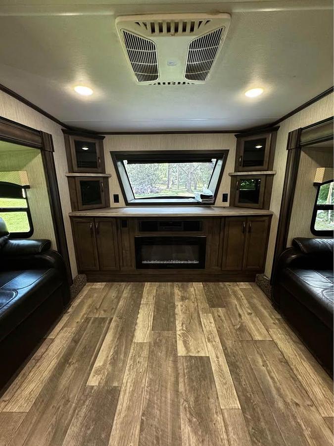 Used 2021 Forest River Sierra