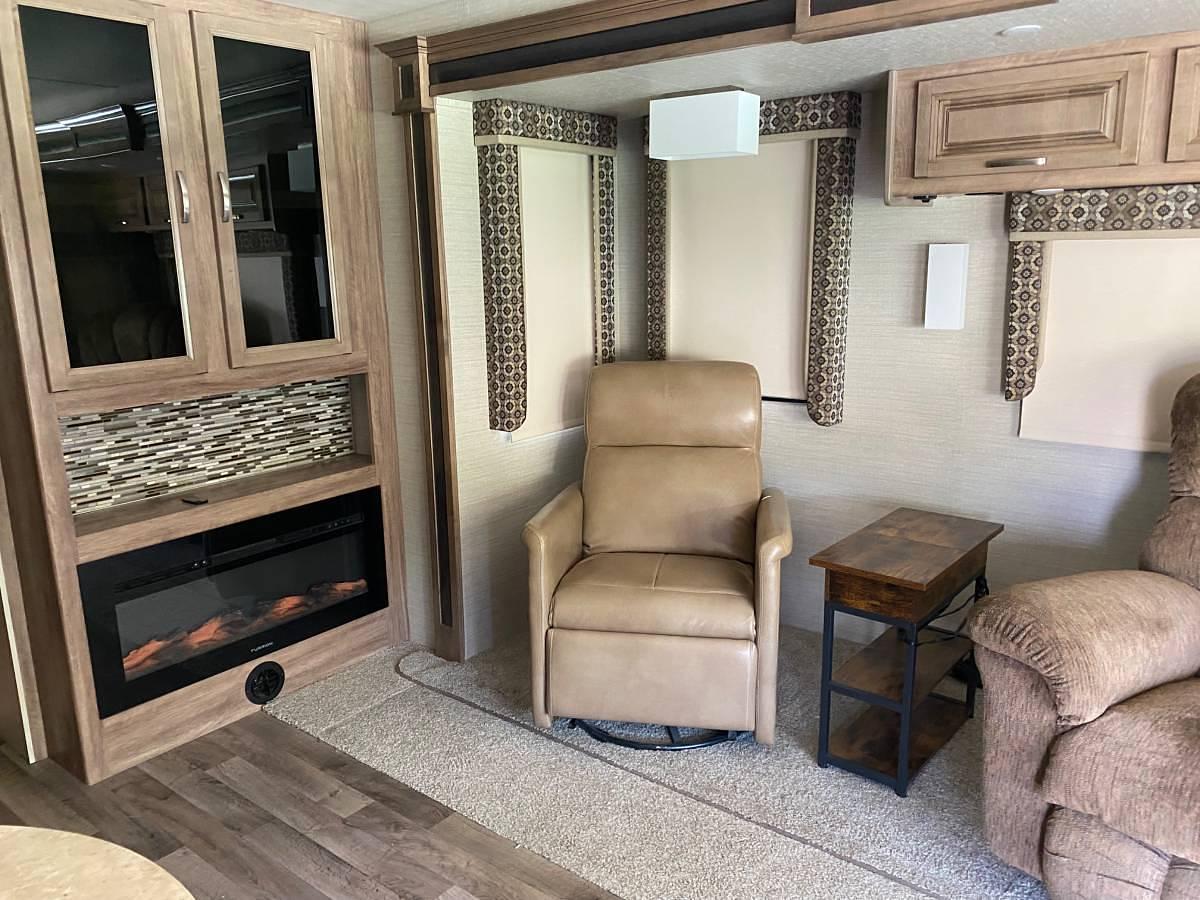 Used 2019 Jayco Precept Prestige 36H Class A Motorhome