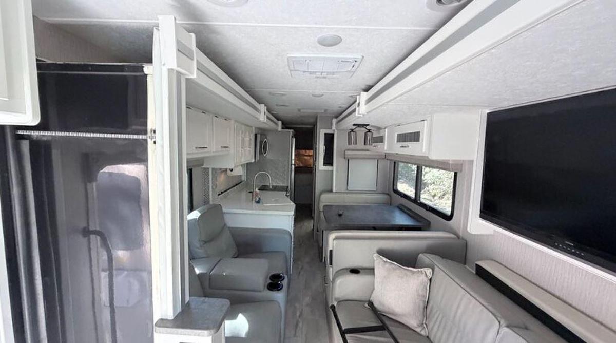 Used 2022 Coachmen Encore 355 DS