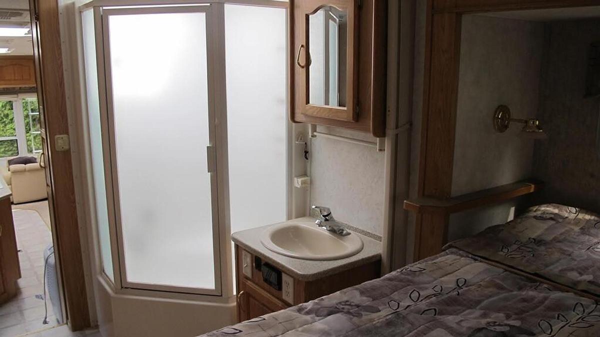 Used 2002 Citation Supreme Fifth Wheel