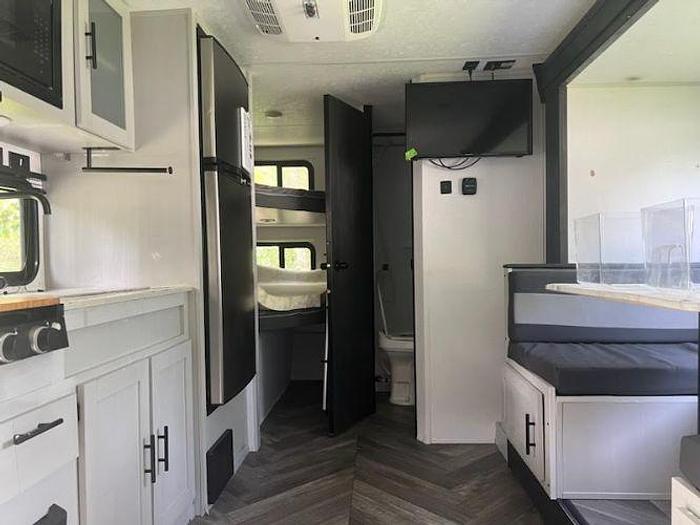 Used 2021 Forest River Wildwood FSX