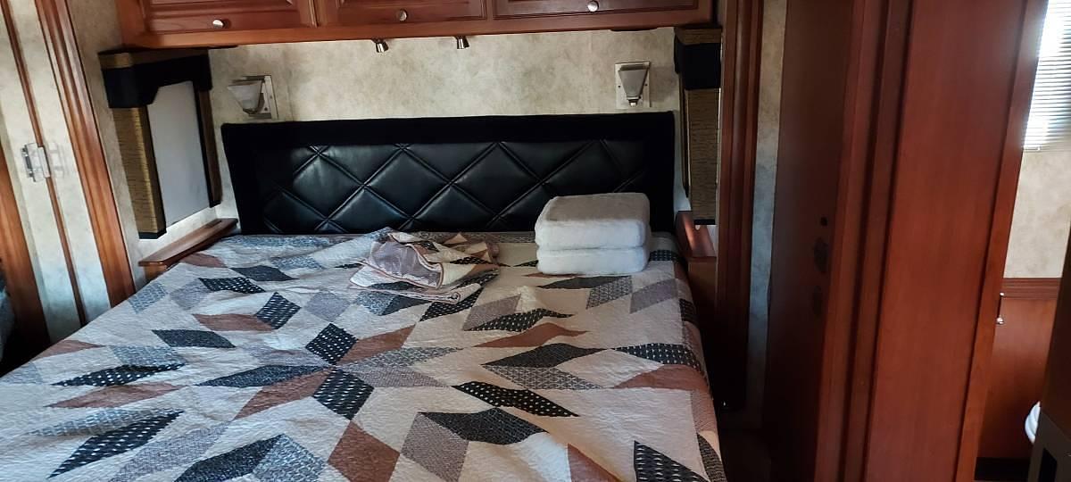 Used 2011 Winnebago Journey 40U Class A Motorhome