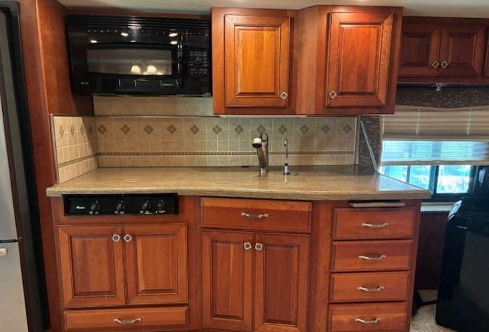 Used 2009 American Coach Allegiance 40X