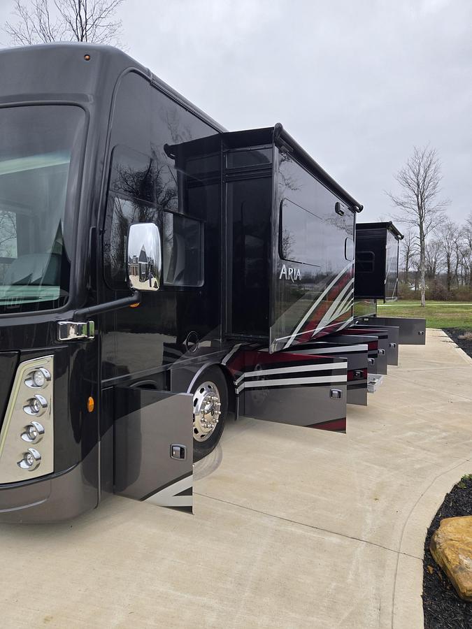 Used 2024 Thor Motorcoach Aria 4000