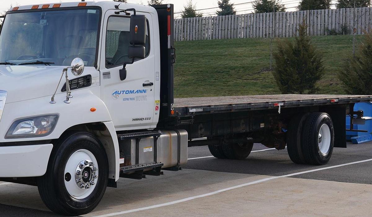Used 2015 Hino 338