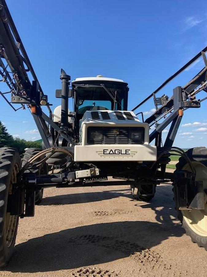 Used 1998 Willmar Eagle 8400 Sprayer
