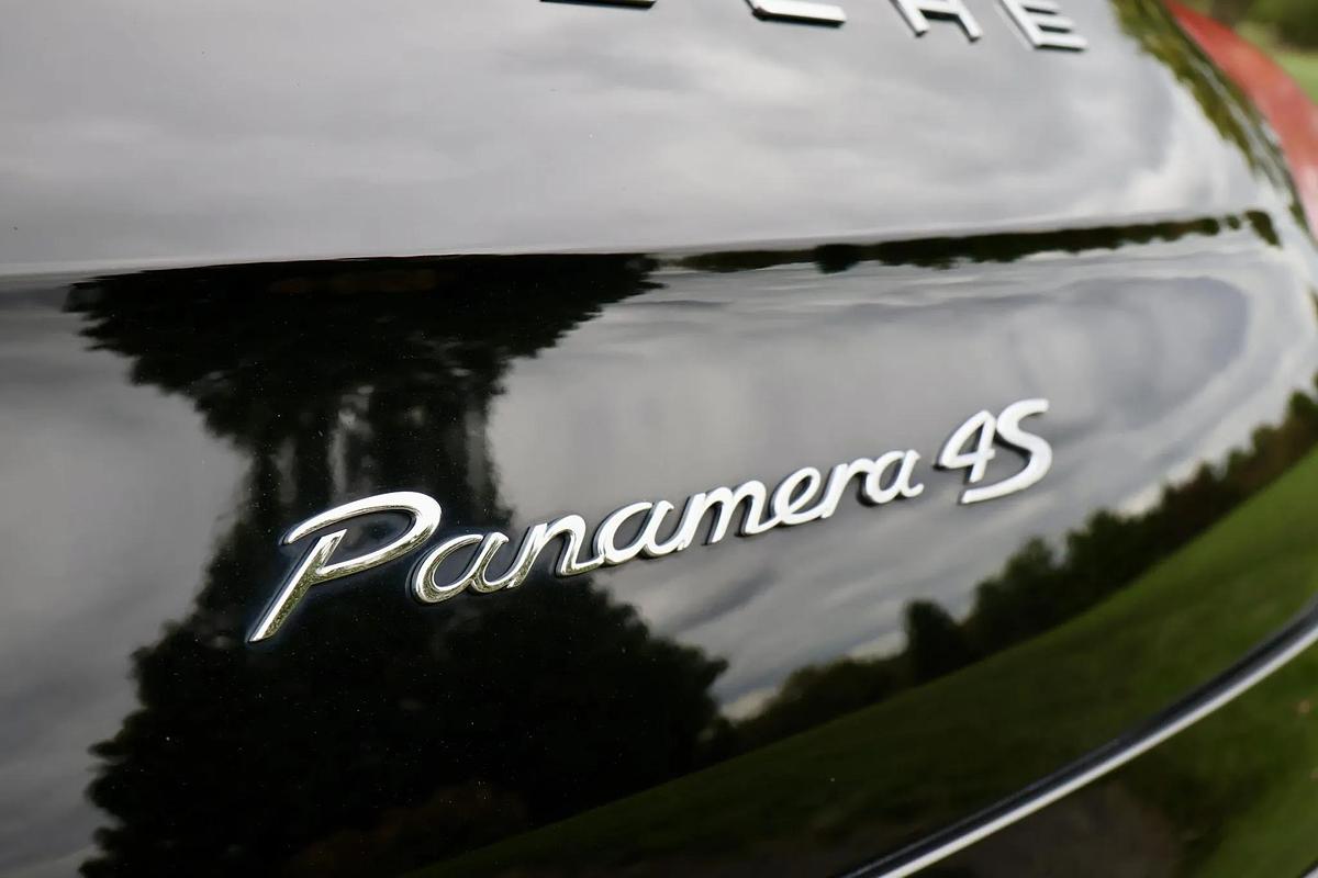 Used 2014 Porsche Panamera 4s Executive