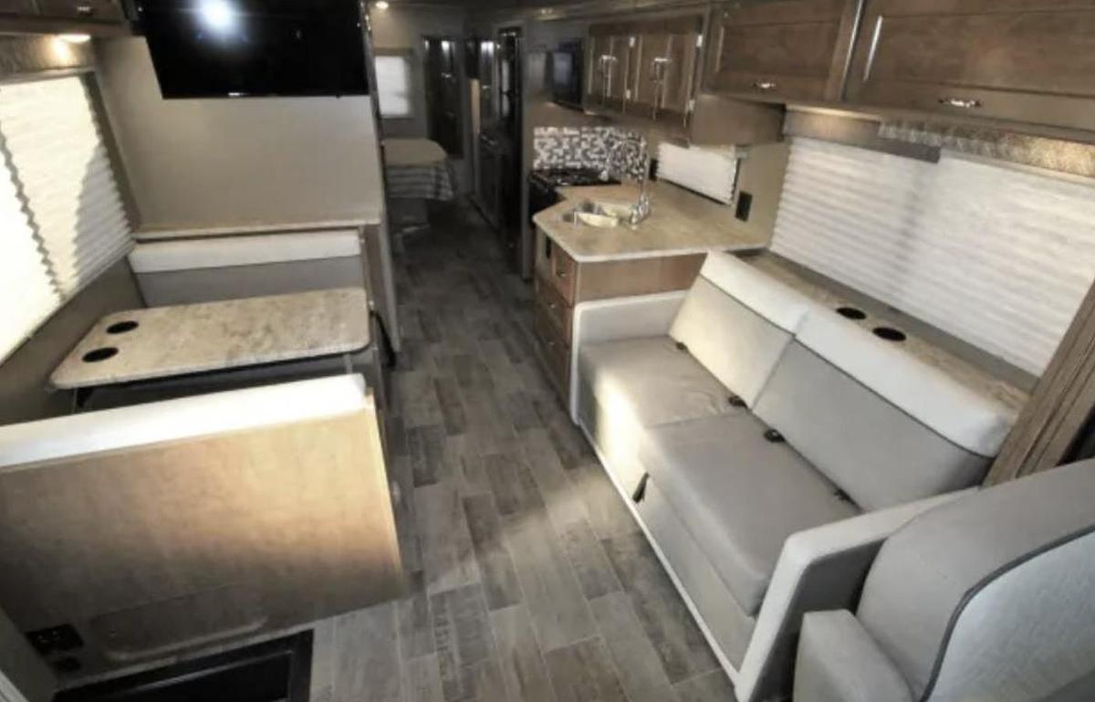 Used 2019 Winnebago Intent 29L Class A Motorhome
