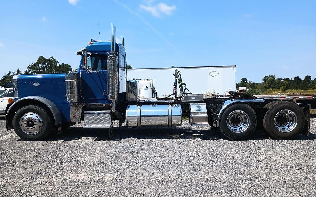 Used 1998 PETERBILT 379EXHD Day Cab