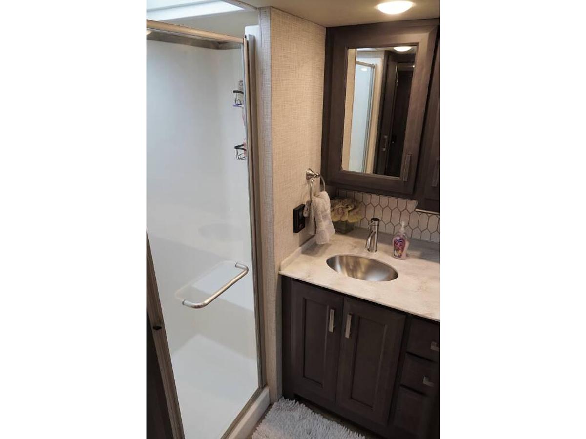 Used 2023 Thor Aria 4000