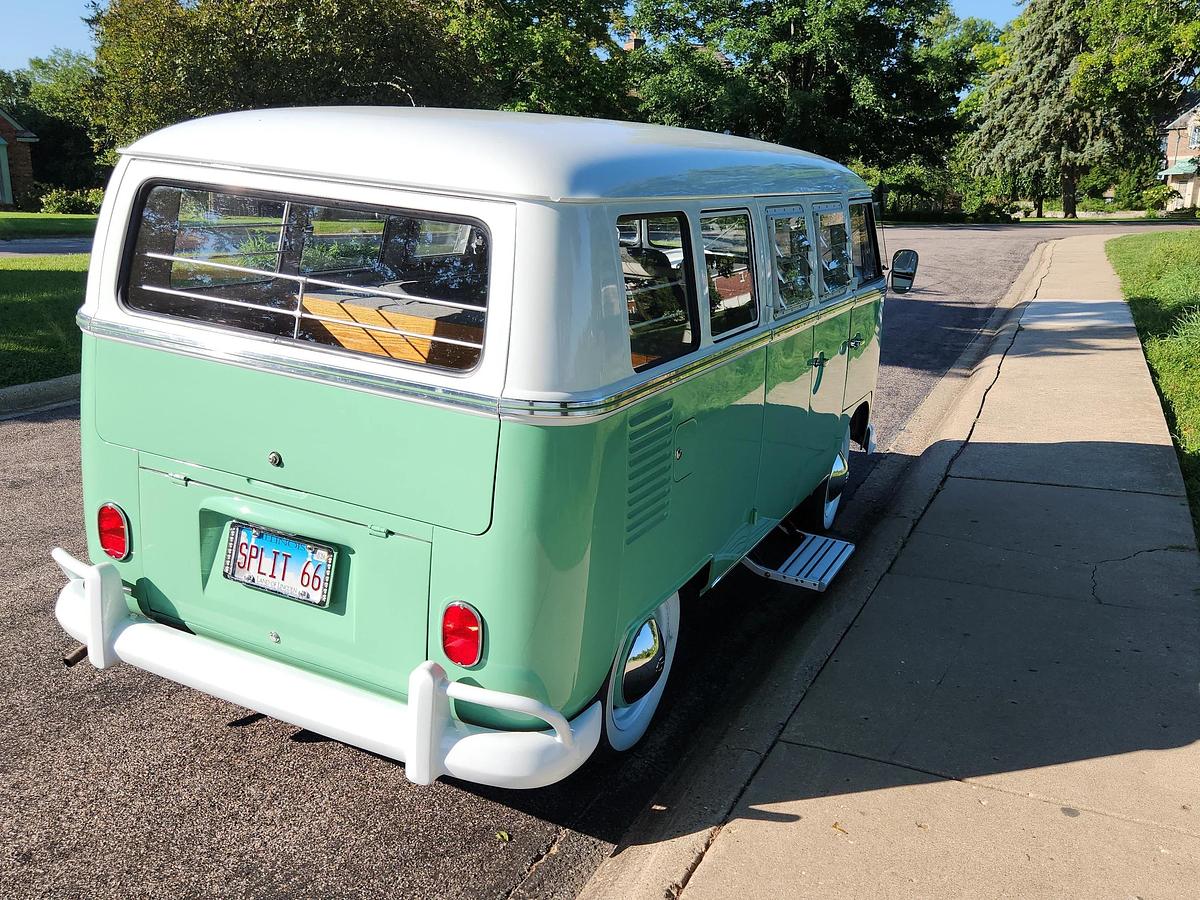 Used 1966 Volkswagen Van (Deluxe)