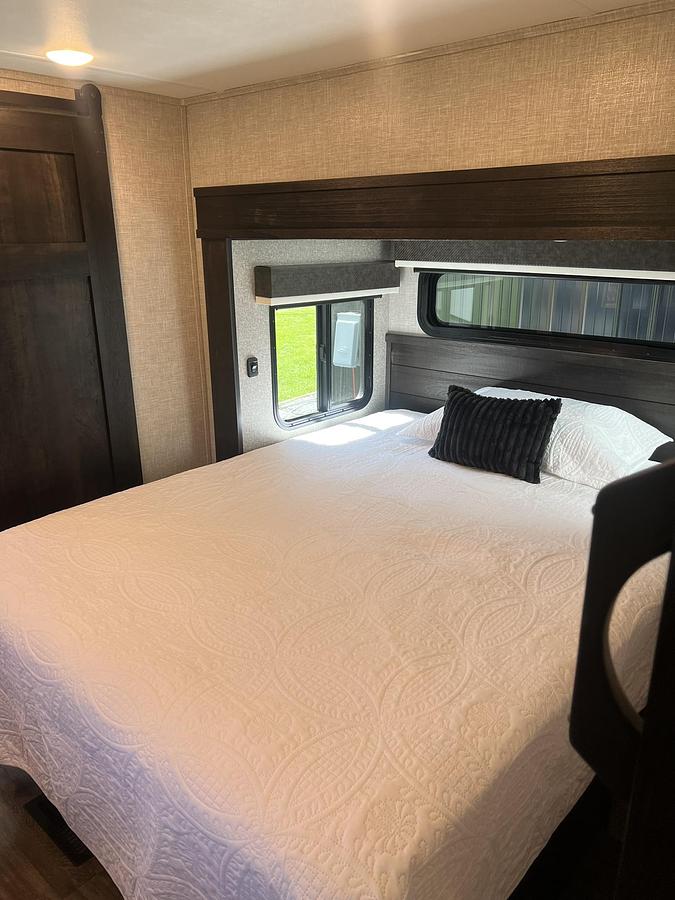 Used 2023 Jayco North Point 390CKDS Fifth Wheel