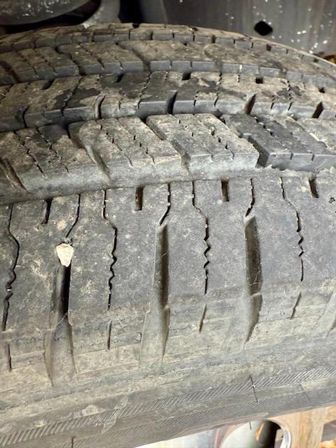 Used 2022 Winnebago Minnie Winnie E-Series 32-1 Class C Motorhome - Motivated Seller!