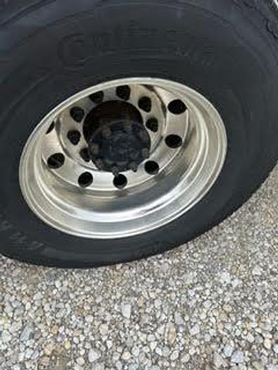 Used 2015 Freightliner M2 106