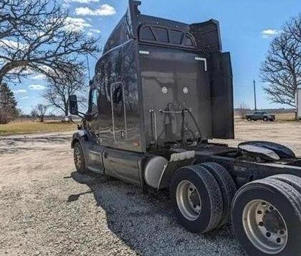 Used 2018 Peterbilt 579