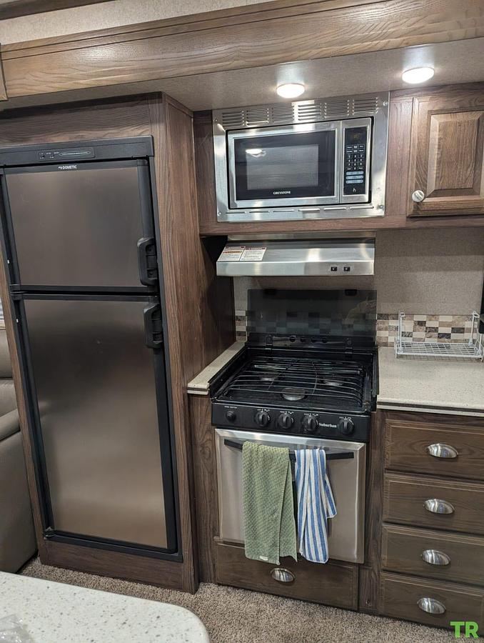 Used 2018 Flagstaff Superlite