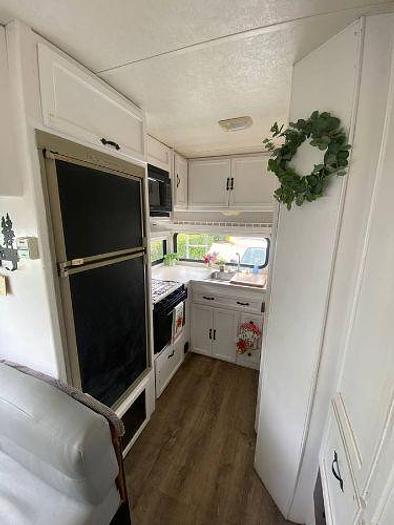 Used 2000 Coachmen Catalina