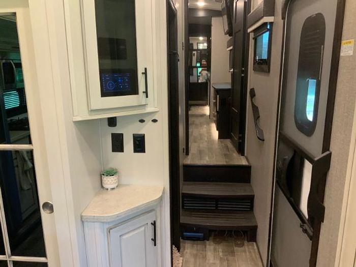 Used 2021 Jayco North Point 387FBTS