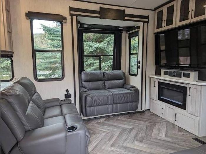 Used 2022 Heartland Cyclone 4006