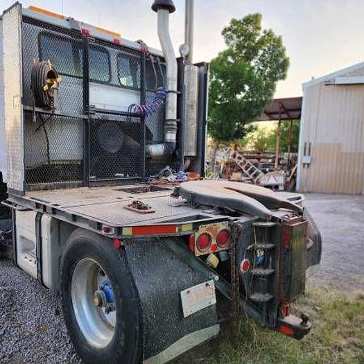 Used 1977 WHITE Road Commander 2 Toter