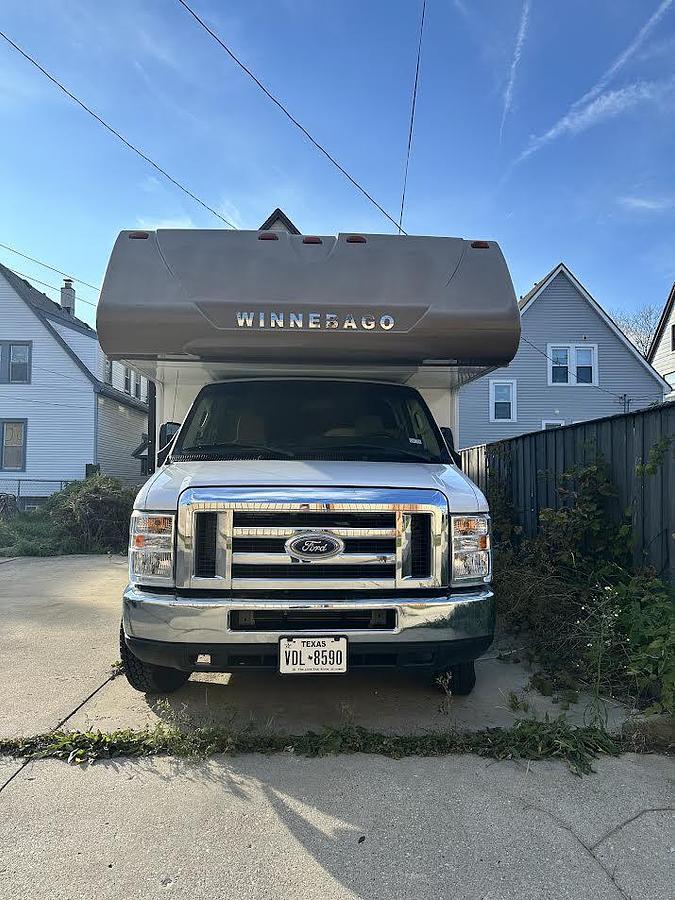 Used 2019 Winnebago Minnie Winnie 22R Class C Motorhome